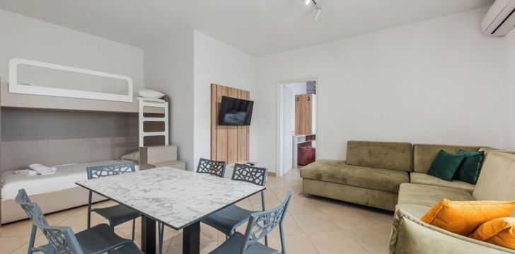 Apsistokite ENLES viešbutyje už gerą kainą.