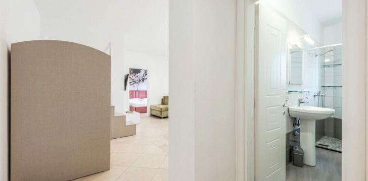 Apsistokite ENLES viešbutyje už gerą kainą.