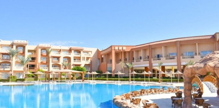 Apsistokite PARROTEL LAGOON RESORT viešbutyje už gerą kainą.