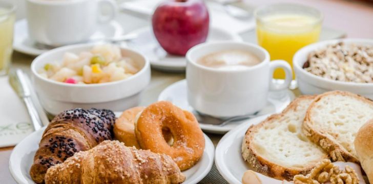 Apsistokite EXE DOMUS AUREA viešbutyje už gerą kainą. 