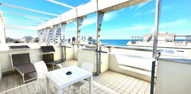 Apsistokite HOTEL SAINT LOUIS viešbutyje už gerą kainą. 