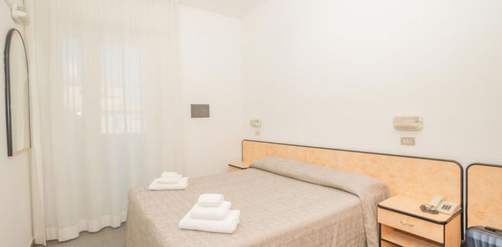 Viešbutis HOTEL SAINT LOUIS įsikūręs Italija.