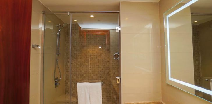 Patogus viešbutis jūsų kelionei – 5* THE GRAND LUX HOTEL