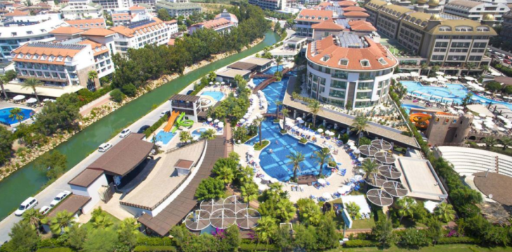 SUNIS EVREN BEACH RESORT HOTEL & SPA - klientų vertinamas, kaip geras kainos ir kokybės santykis. 