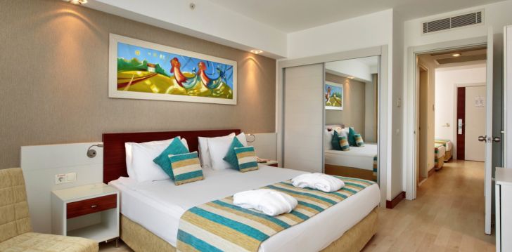 Viešbutis SUNIS EVREN BEACH RESORT HOTEL & SPA įsikūręs Turkija.