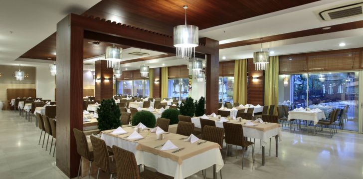Tavęs laukia poilsis Turkija įsikūrusiame SUNIS EVREN BEACH RESORT HOTEL & SPA