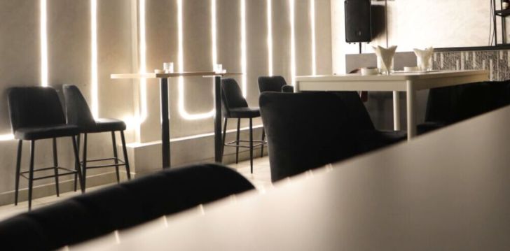 Planuoji kelionę į Kataras? apsistokite 3 viešbutyje AL ASEEL HOTEL.