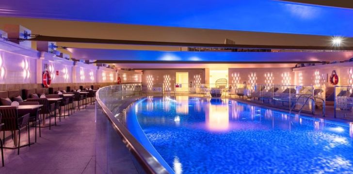Apsistokite CROWNE PLAZA DOHA - THE BUSINESS PARK viešbutyje už gerą kainą.