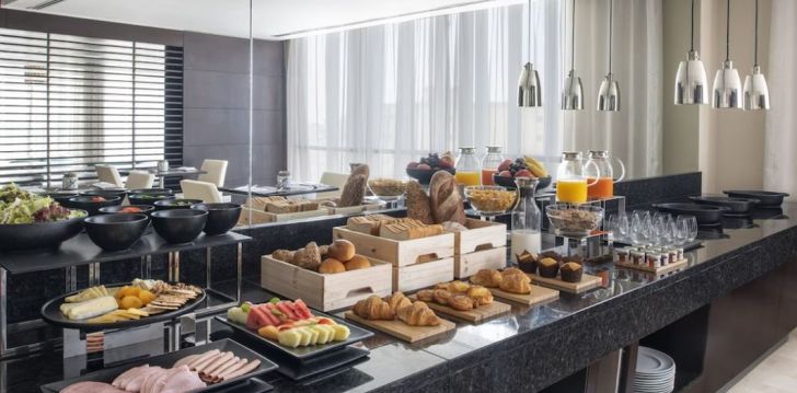 Rinkitės viešbutį CROWNE PLAZA DOHA - THE BUSINESS PARK kelionei į Kataras