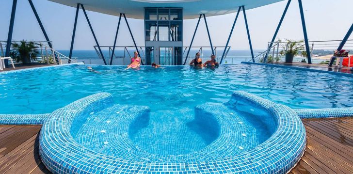 Planuoji kelionę į ? apsistokite 4 viešbutyje SOL MARINA PALACE.
