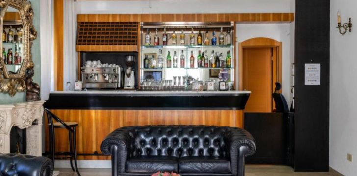 Jaukus viešbutis HOTEL ESEDRA, jūsų atostogoms