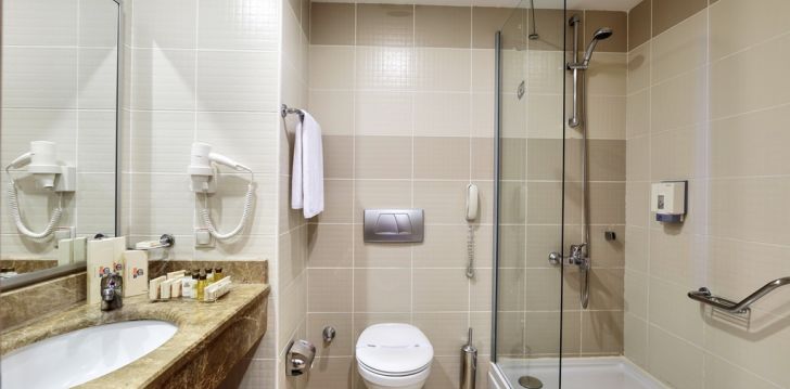 Planuoji kelionę į Turkija? apsistokite 5 viešbutyje SUNIS KUMKOY BEACH RESORT HOTEL & SPA. 