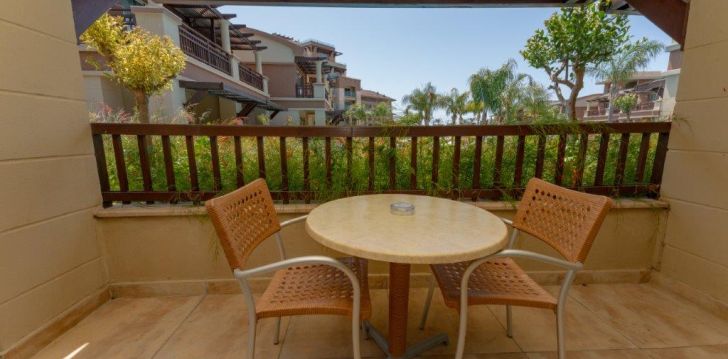 Tavęs laukia poilsis Turkija įsikūrusiame SUNIS KUMKOY BEACH RESORT HOTEL & SPA