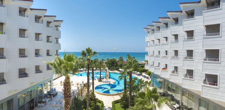 Viešbutis TERRACE BEACH RESORT HOTEL įsikūręs Turkija.