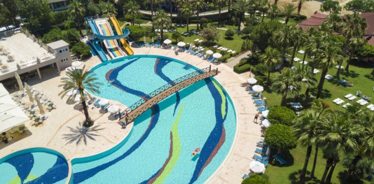 Tavęs laukia poilsis Turkija įsikūrusiame TERRACE BEACH RESORT HOTEL