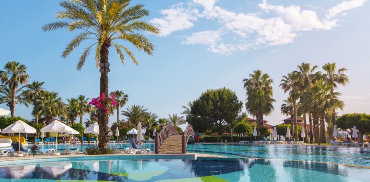 Patogus viešbutis jūsų kelionei – 5* TERRACE BEACH RESORT HOTEL