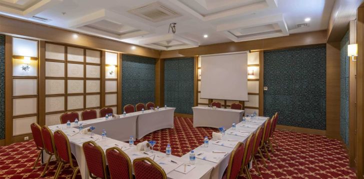 Viešbutis TRANSATLANTIK HOTEL & SPA įsikūręs Turkija. 