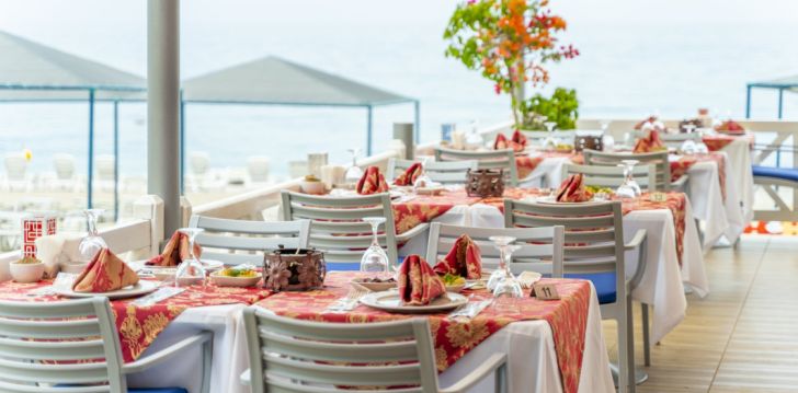 Rinkitės viešbutį QUEENS PARK LE JARDIN RESORT kelionei į Turkija
