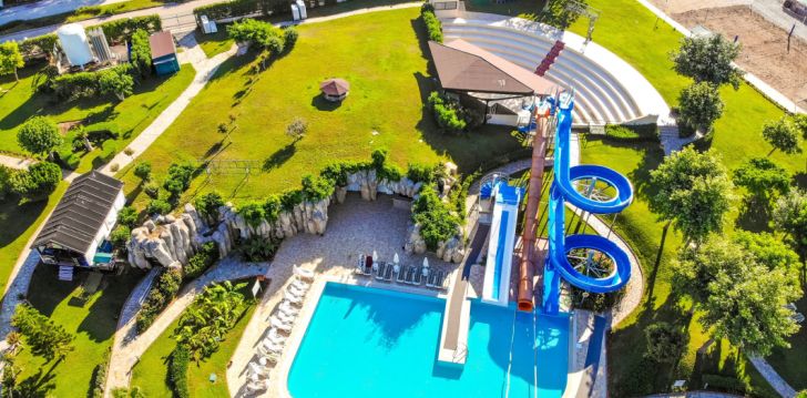 Tavęs laukia poilsis Turkija įsikūrusiame QUEENS PARK LE JARDIN RESORT