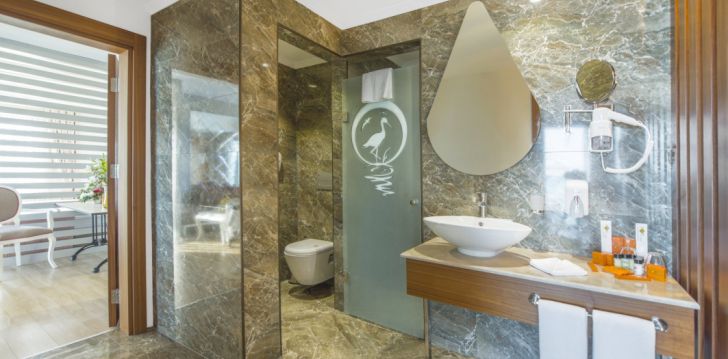 Rinkitės viešbutį PORT NATURE LUXURY RESORT HOTEL & SPA kelionei į Turkija