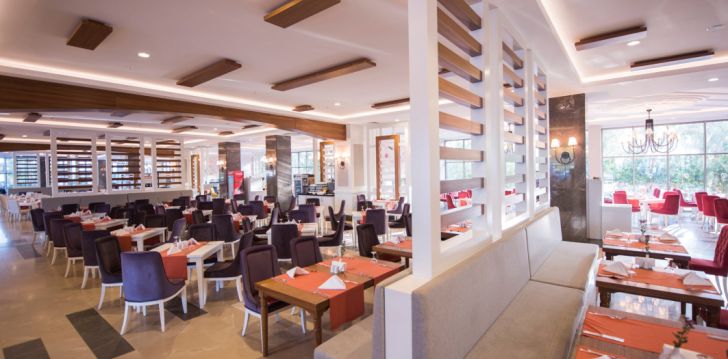 Apgyvendinimas 5* PORT NATURE LUXURY RESORT HOTEL & SPA