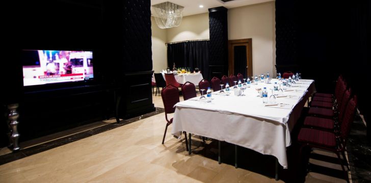 Apgyvendinimas 5* PORT NATURE LUXURY RESORT HOTEL & SPA