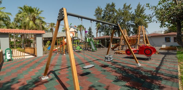 Apsistokite NUMA CLUB SIDE HOTEL viešbutyje už gerą kainą. 