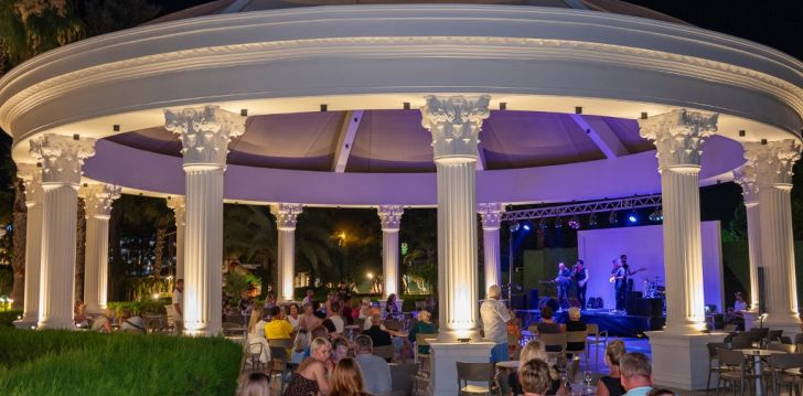 Jaukus viešbutis NUMA CLUB SIDE HOTEL, jūsų atostogoms