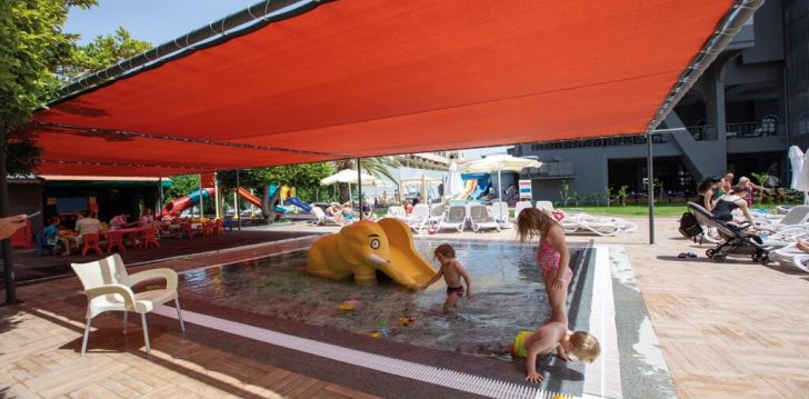 Apsistokite NOVA PARK HOTEL viešbutyje už gerą kainą.