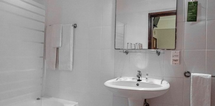 Planuoji kelionę į Portugalija? apsistokite 3 viešbutyje RESIDENCIAL CHAFARIZ. 