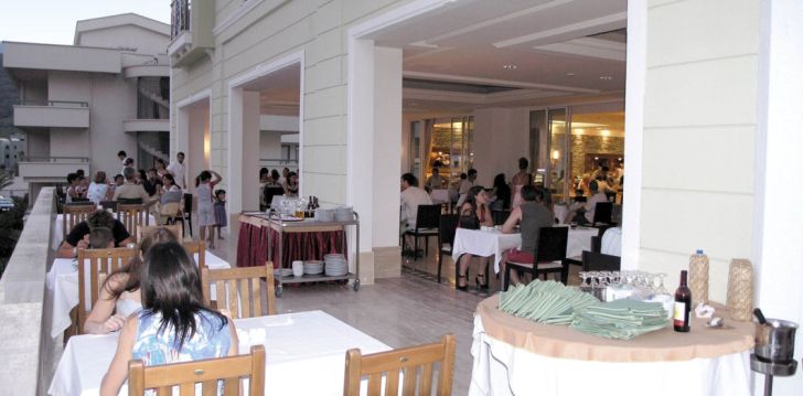 Jaukus viešbutis MEDER RESORT HOTEL, jūsų atostogoms