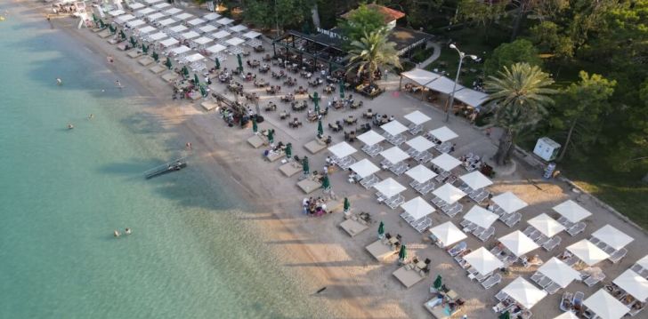 Apsistokite MEDER RESORT HOTEL viešbutyje už gerą kainą.