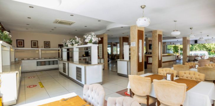 Apsistokite KANDELOR HOTEL viešbutyje už gerą kainą. 