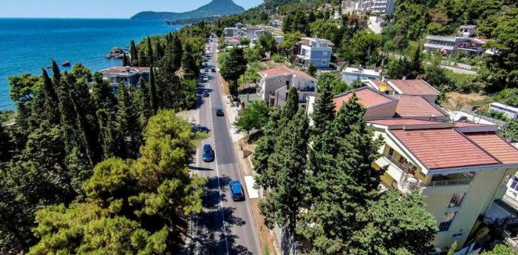 Apsistokite VILLA ANTIVARI viešbutyje už gerą kainą.