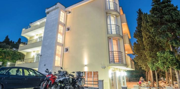 Planuoji kelionę į Juodkalnija? apsistokite 3 viešbutyje VILLA ANTIVARI.