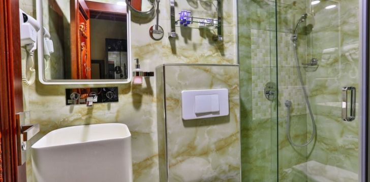 Atostogos Juodkalnija – apsistokite viešbutyje HOTEL PREMIER