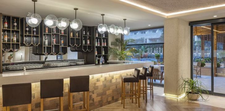 Tavo atostogos prasideda viešbutyje KAIA CORACESIUM HOTEL