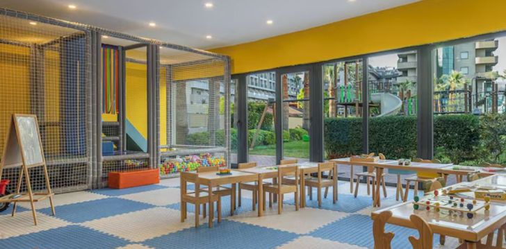 Apsistokite KAIA CORACESIUM HOTEL viešbutyje už gerą kainą.