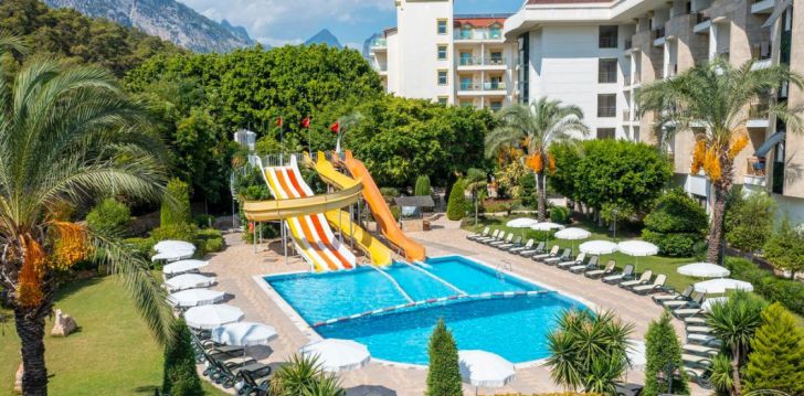 Apsistokite SUNLAND RESORT HOTEL viešbutyje už gerą kainą. 