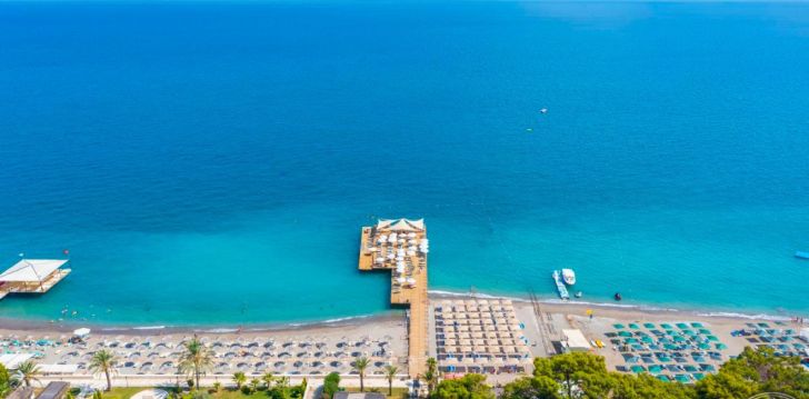 Apsistokite SUNLAND RESORT HOTEL viešbutyje už gerą kainą.