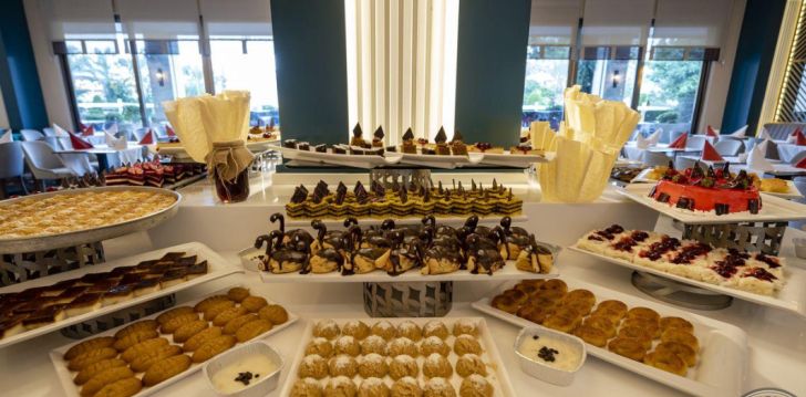 Atostogos Turkija – apsistokite viešbutyje SUNLAND RESORT HOTEL