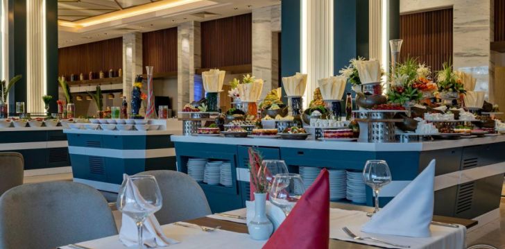Apgyvendinimas 5* SUNLAND RESORT HOTEL