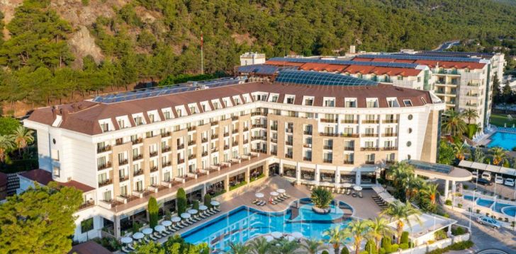SUNLAND RESORT HOTEL - klientų vertinamas, kaip geras kainos ir kokybės santykis.
