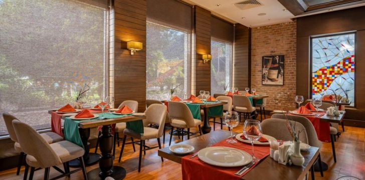 Tavęs laukia poilsis Turkija įsikūrusiame SUNLAND RESORT HOTEL