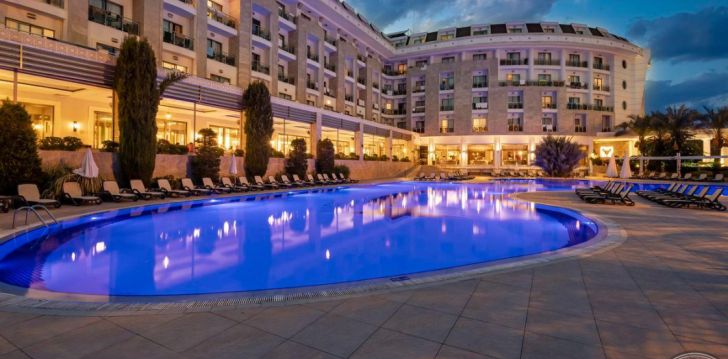 Viešbutis SUNLAND RESORT HOTEL įsikūręs Turkija.