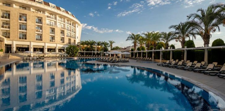 Rinkitės viešbutį SUNLAND RESORT HOTEL kelionei į Turkija