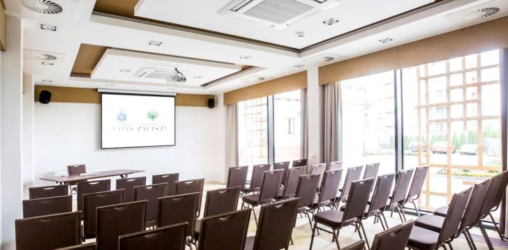 Patogus viešbutis jūsų kelionei – 3* HOTEL PLATAN