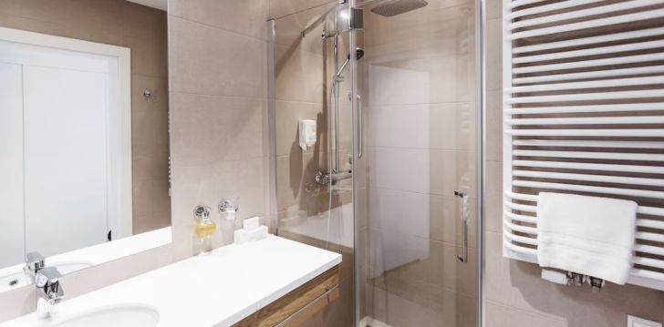 Geras kainos ir kokybės santykis atostogoms - viešbutis HOTEL PLATAN