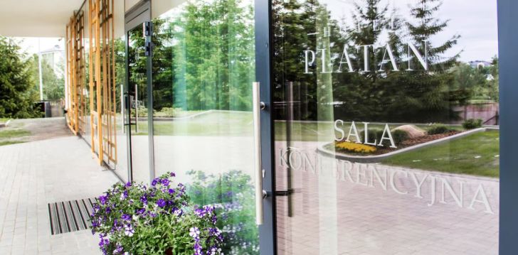 Viešbutis HOTEL PLATAN įsikūręs Lenkija.