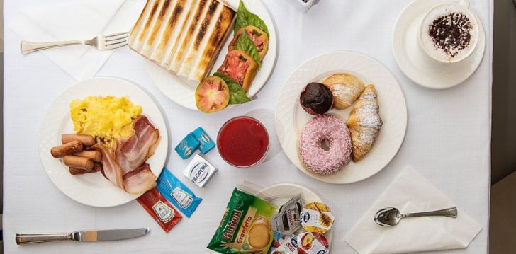Viešbutis HOTEL PALAZZO ARGENTA įsikūręs Italija.